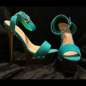 Fabulous Teal Platform Heels